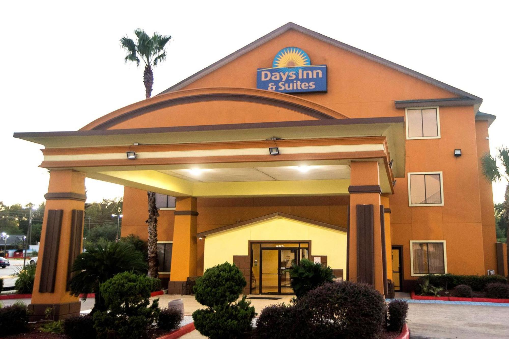 Days Inn & Suites By Wyndham Houston North/Aldine מראה חיצוני תמונה